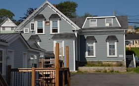 Harbourview Motel And Accommodations